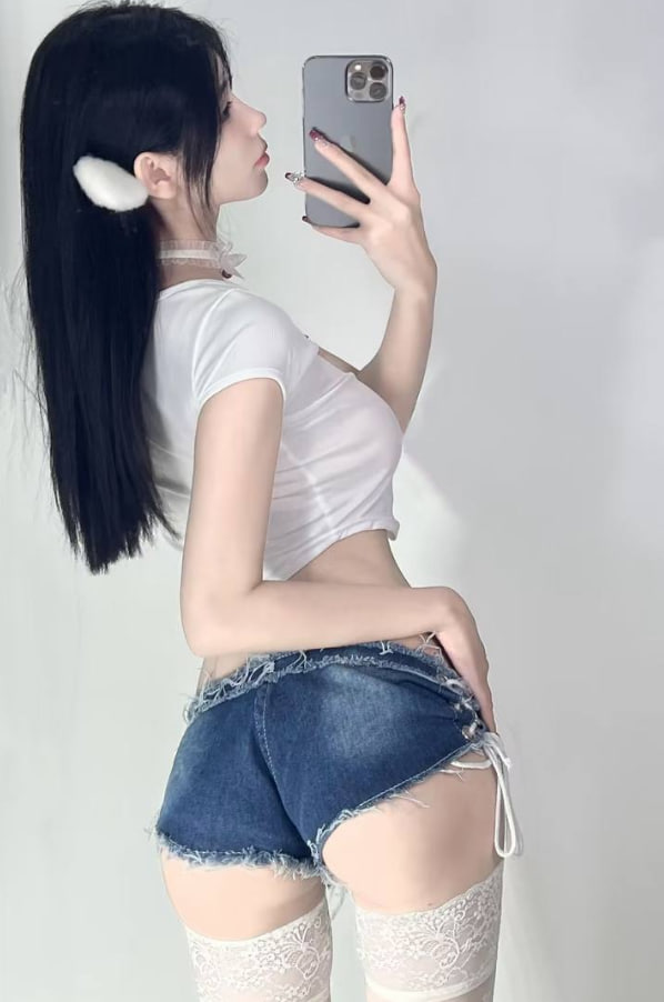 何冰娇家境殷实 体育商业背景揭秘